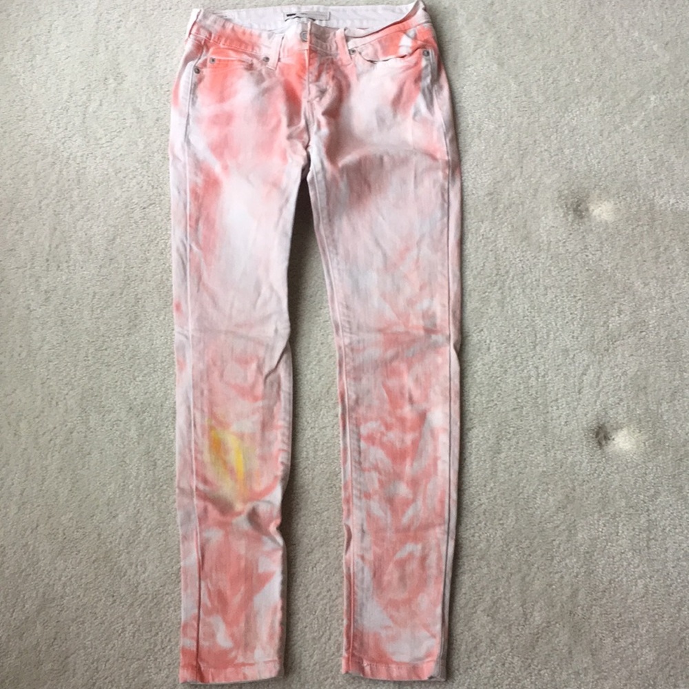 ‼️3 for $20! UNIQUE Levi’s pink skinny jeans